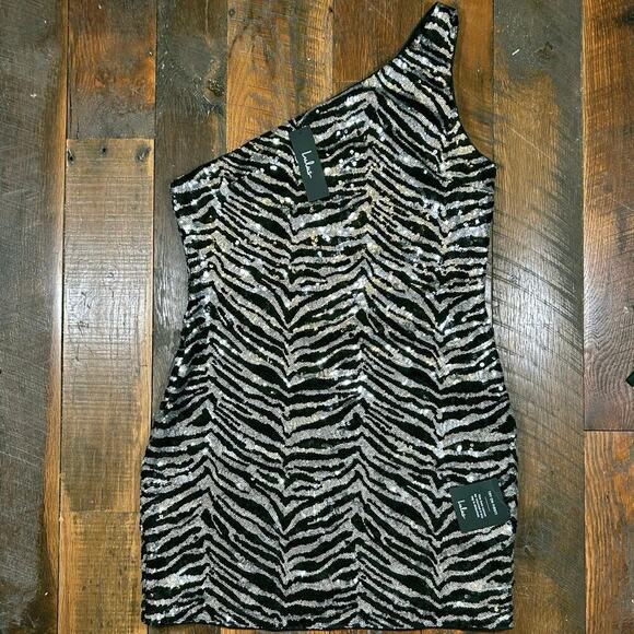 Lulu's One Shoulder Black and Silver Sequence Mini Dress Size XL NWT - Picture 1 of 7
